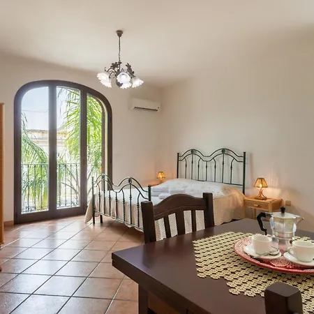 Monolocale 900 * Racale